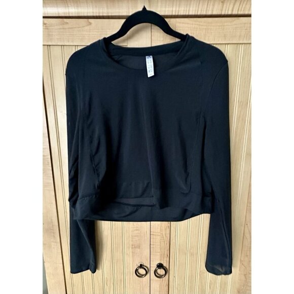 ADIDAS $50 SZ M MEDIUM BLACK MESH CROP COVER UP TEE LIGHT TOP STREETWEAR - Picture 9 of 9